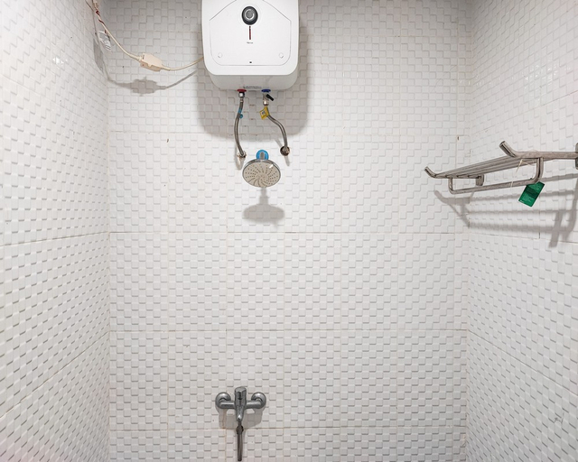 Bathroom 4