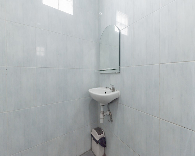 Bathroom 3