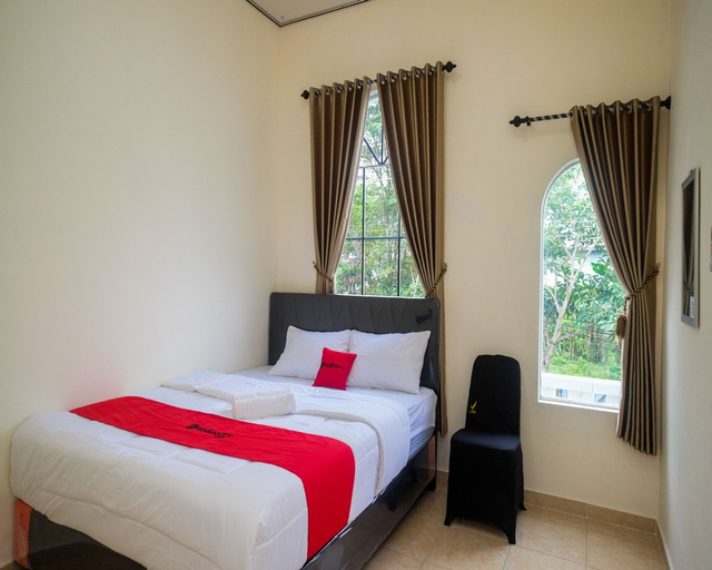 Bedroom 11