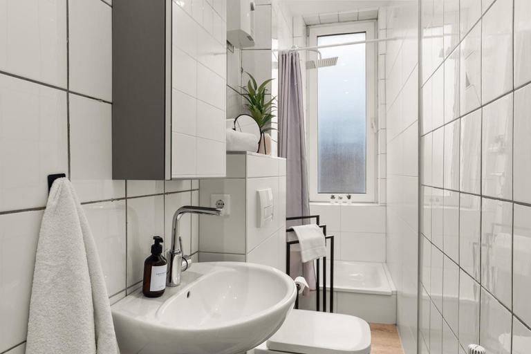 Bathroom 3, SHINY HOMES - Modern & Cozy Stay in Bielefeld Mitte, Bielefeld