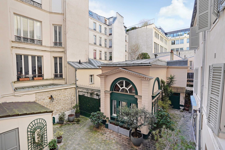 Exterior & Views, Modern Apartment Champs-elysaes - Saint Honora, Paris