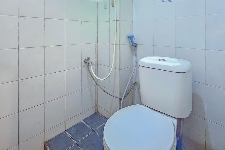 Bathroom 17