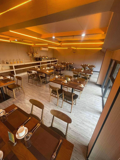 Food & Drinks 4, Vienna Hotel (Newly Renovated 2025), Coron