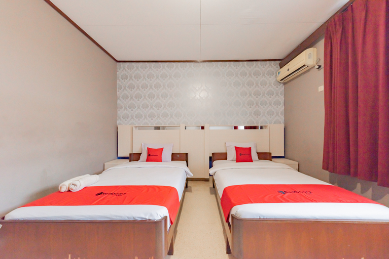 Bedroom 8
