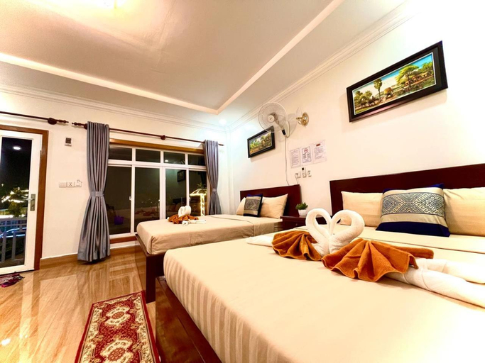 Others 2, Chomkatae Bungalows, Saen Monourom