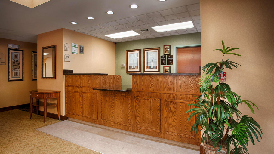 Public Area 2, Best Western Plus Edison Inn, Wake