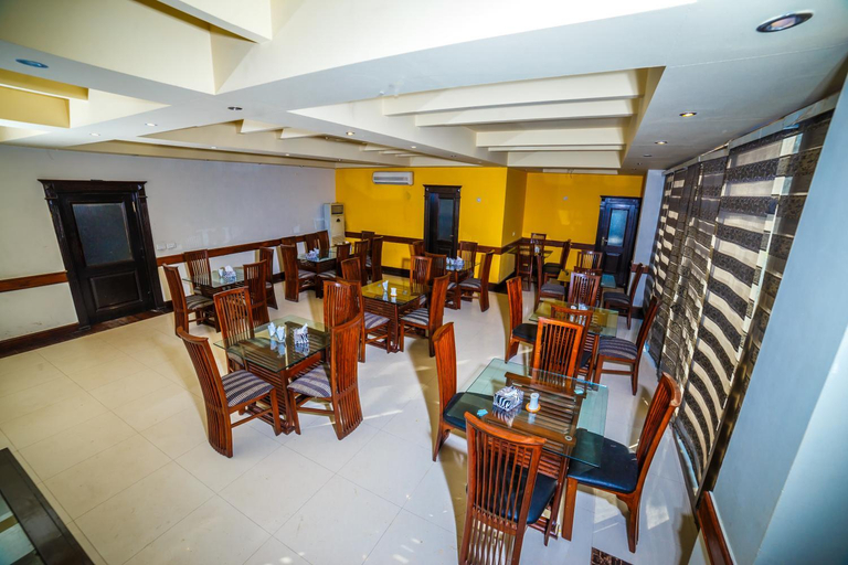 Food & Drinks 5, Shelton Guest House Peshawar, Peshawar