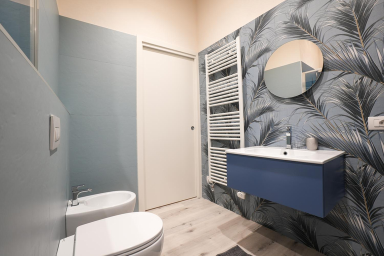 Bathroom 4, 300m dal Duomo - Due Magnifici Appartamenti Moderni, Modena