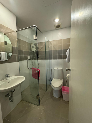 Bathroom 3, Vi Stay, Phuket Island