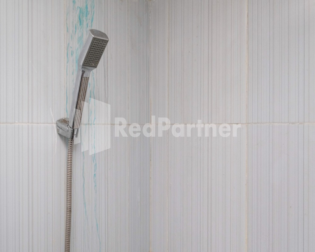 Bathroom 9