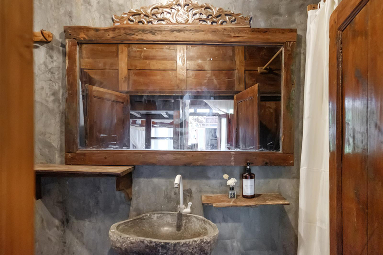 Bathroom 9