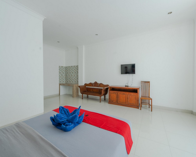 Bedroom 2, RedDoorz @ Uluwatu Suites, Badung