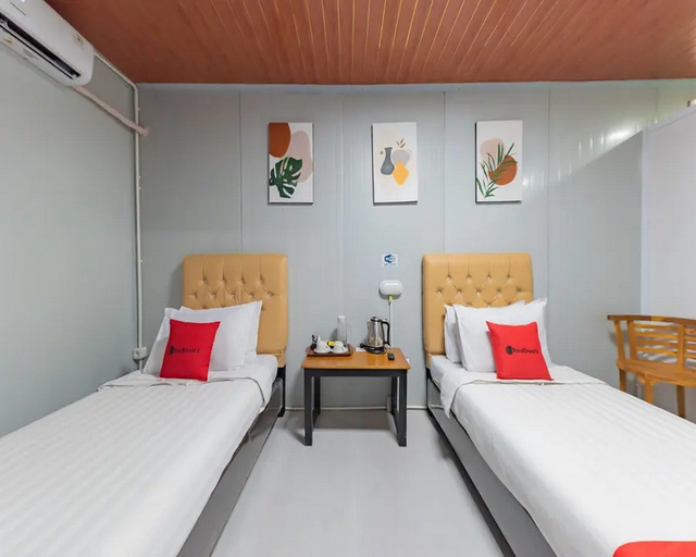 Bedroom 10