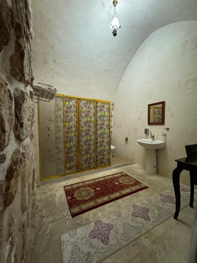 Bathroom 5, Maristan Tarihi Konak, Kızıltepe