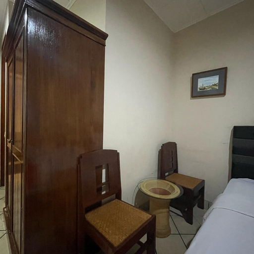 Bedroom 9