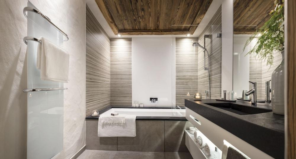 Bathroom 5, Le Cristal de Jade, Haute-Savoie