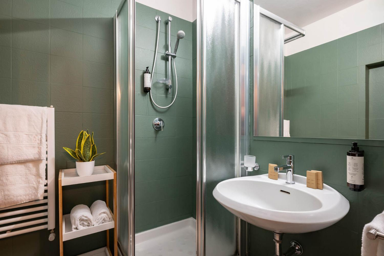 Bathroom 4, Morandi alla Crocetta, Florence