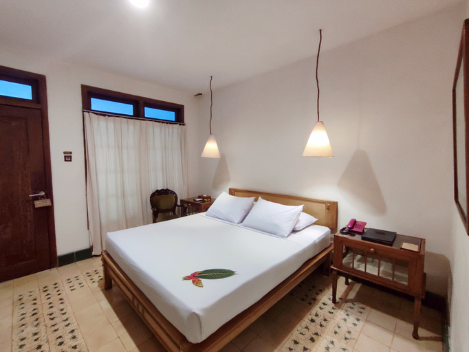 Bedroom 12