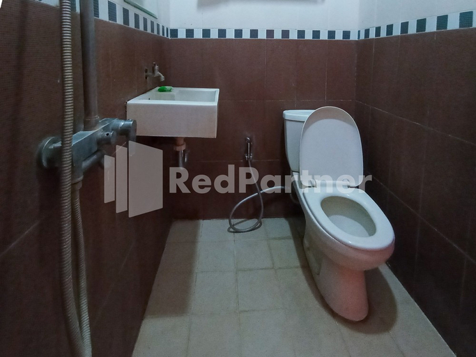 Bathroom 17