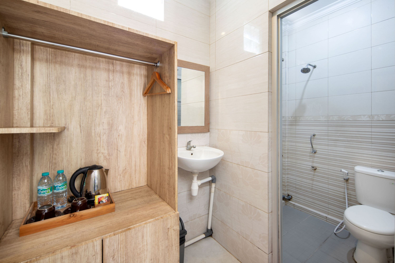 Bathroom 7