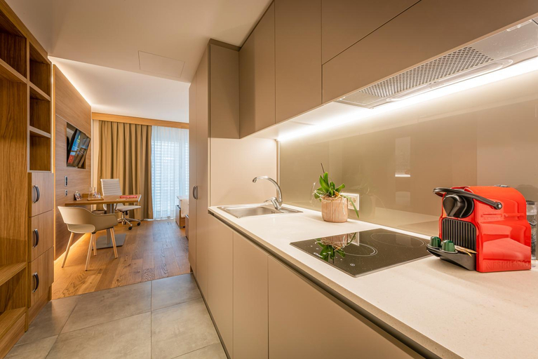 Dining Room 13