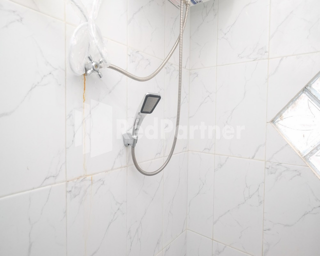 Bathroom 6