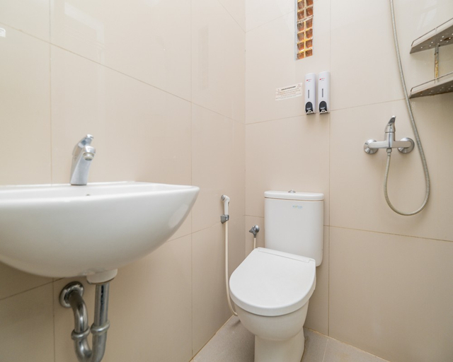 Bathroom 4