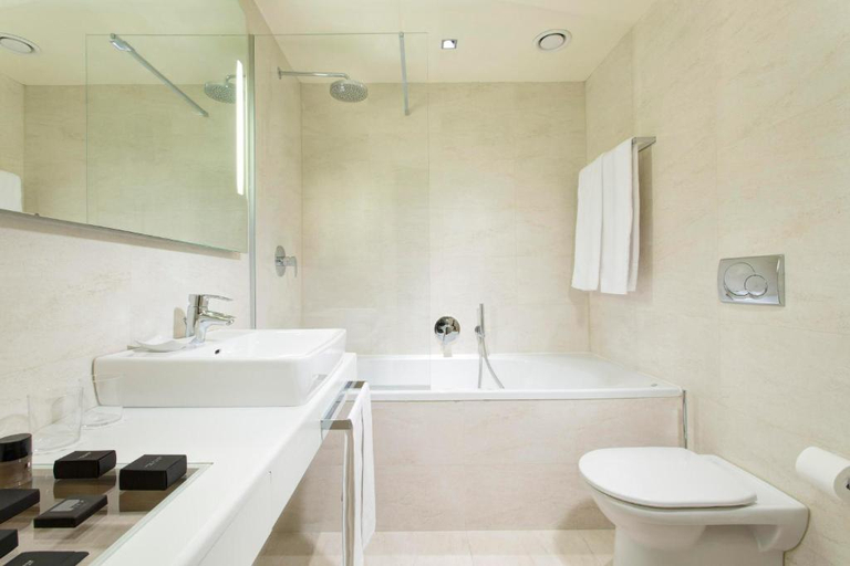 Bathroom 4, Best Western Plus Tower Hotel Bologna, Bologna