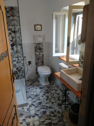 Others 2, Casa di Augusto, Viterbo