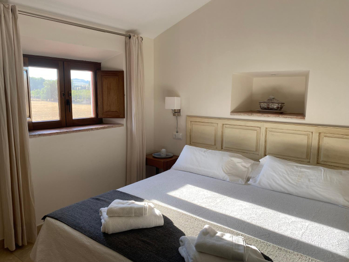 Bedroom 3, Hotel Cortijo Las Piletas, Málaga