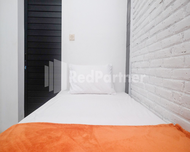 Bedroom 18