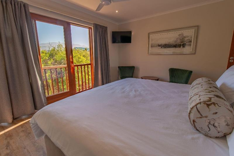 Bedroom 2, Penguino Guesthouse, Overberg