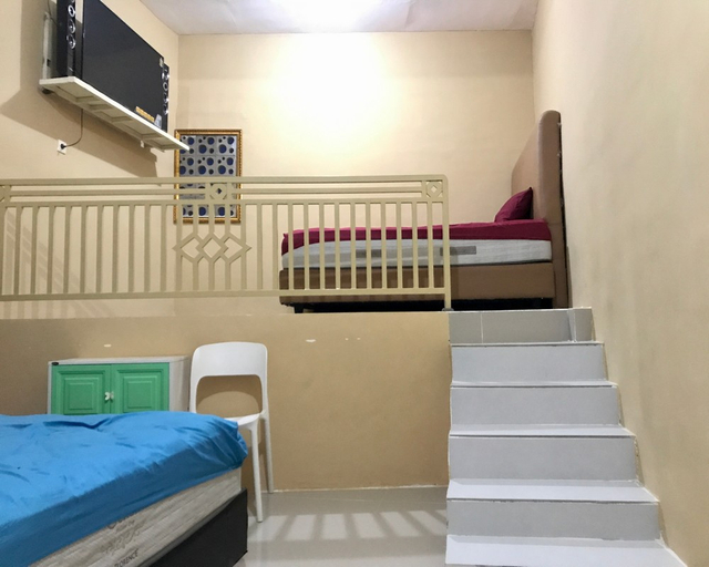 Bedroom 12