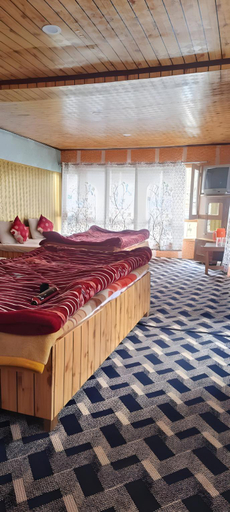 Bedroom 2, New Snow View Resort pahalgam, Anantnag