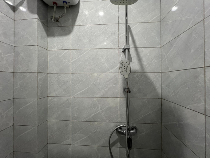 Bathroom 24