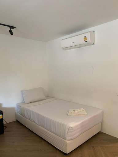 Bedroom 4, Paradise Bungalows, Ko Phangan