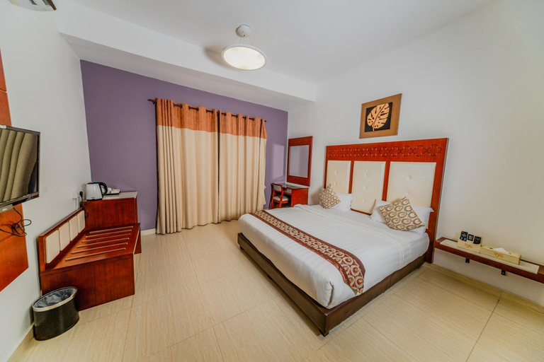 Bedroom 3, Zaki Hotel Apartment, Sur