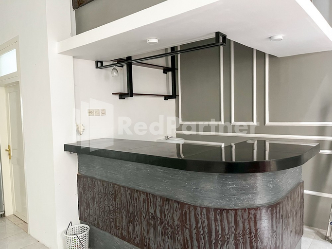 Bedroom 3, Homestay & Cafe Blessings Near Station Center Town RedPartner, Kediri