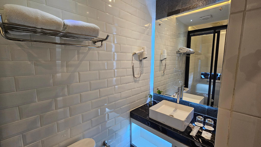 Bathroom 3