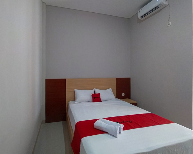 Bedroom 18
