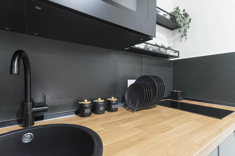 Others 5, GENESI Suites, Roma