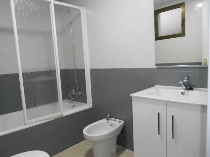 Bathroom 2, Home Granada Trinidad, Granada