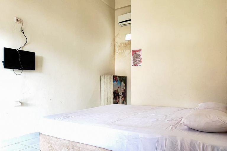 Bedroom 25