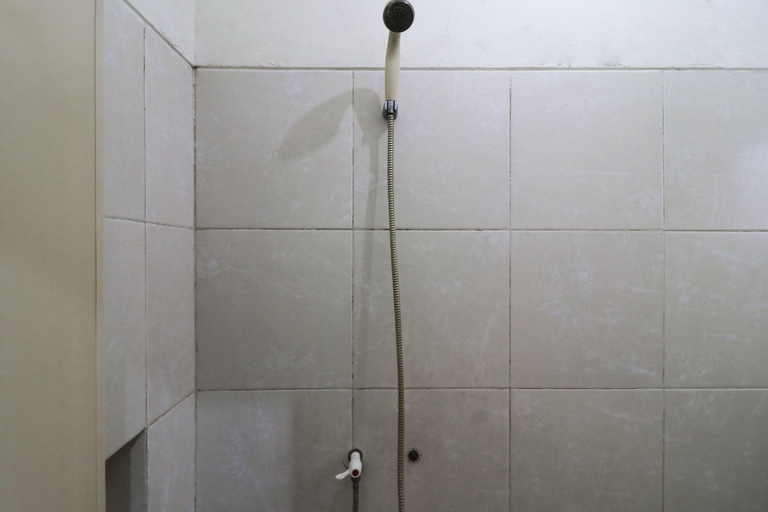 Bathroom, Wisma Lamida 2 Syariah, East Jakarta