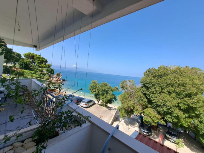 Others 3, Rooms Katja, Gradac