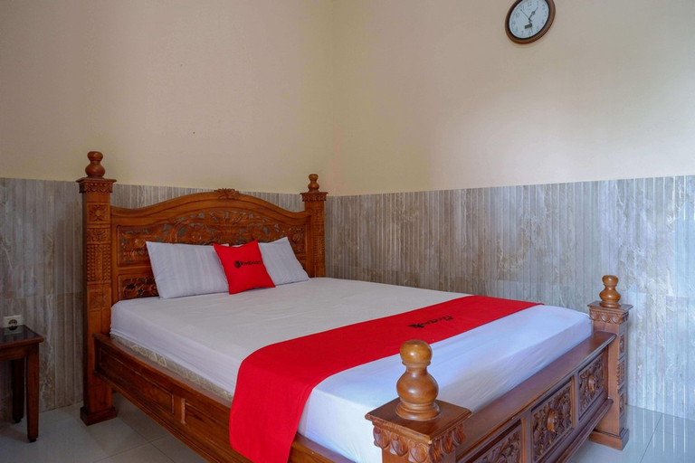 Bedroom 8