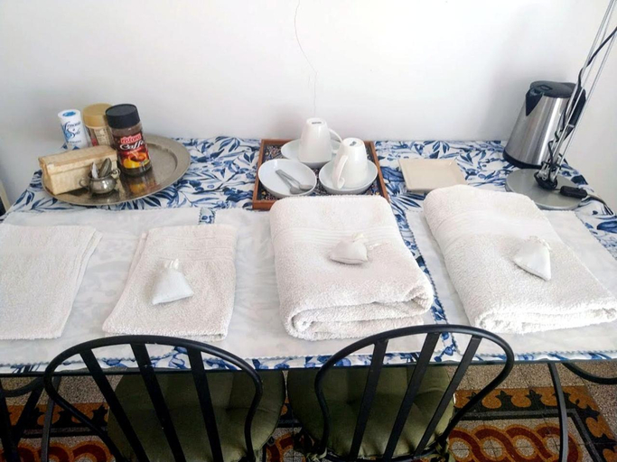 Bedroom 2, L'Atelier Vedi Napoli ai tuoi piedi, Napoli