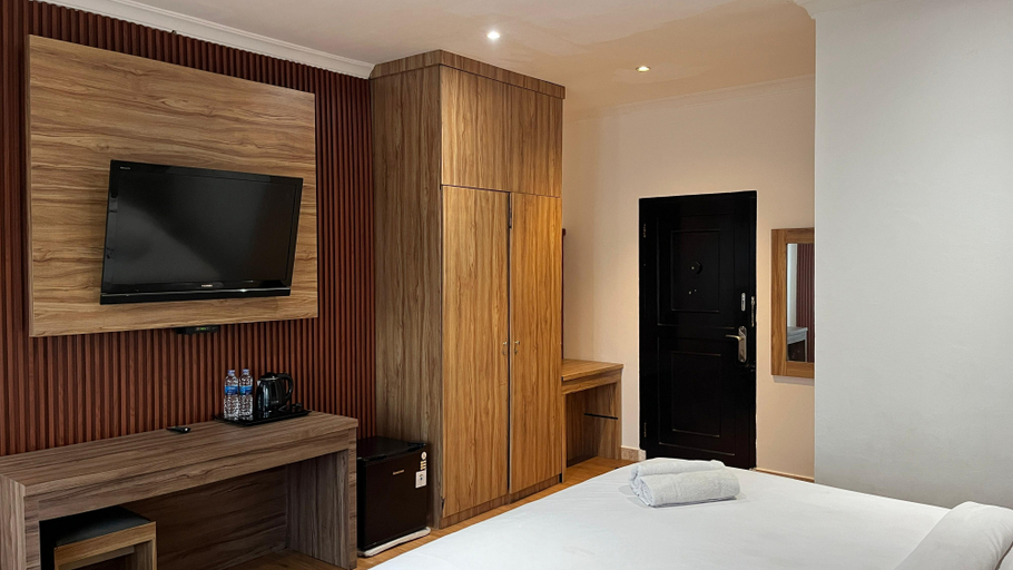 Bedroom 3, HOTEL MAJESTIC, Palembang