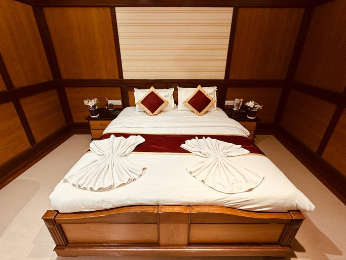 Bedroom 3, Holiday Valley Hotels and Resorts, Krishnagiri
