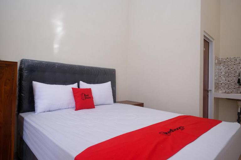 Bedroom 24